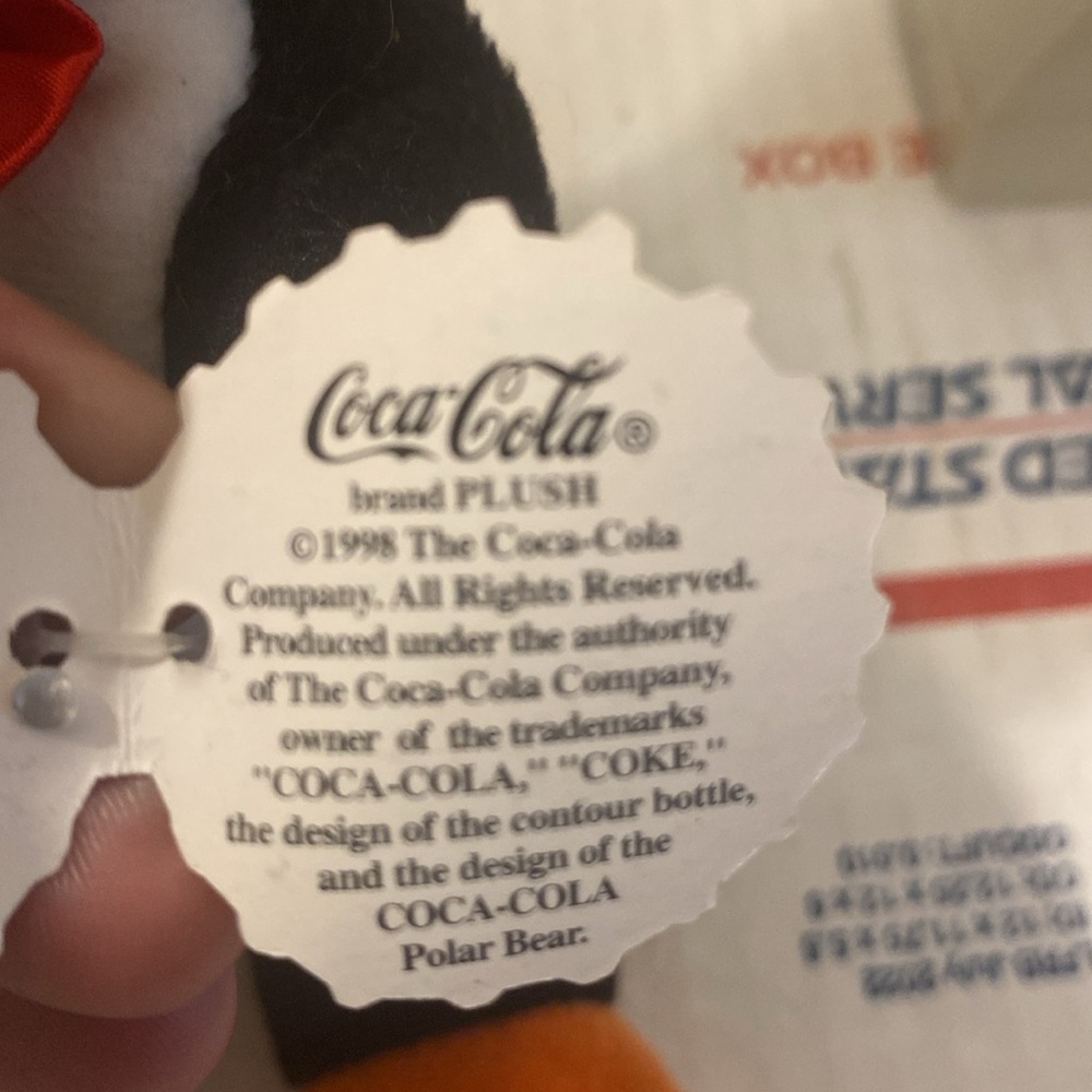 Bundle of (5) Coca Cola Beanies and (2)cap good condition - Picture 7 of 14
